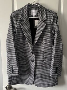 Ricki's Black and White Houndstooth Blazer